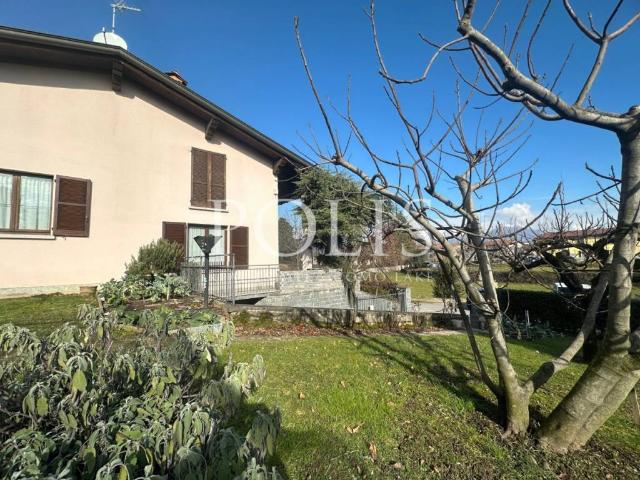 Villa in vendita a Albavilla CO