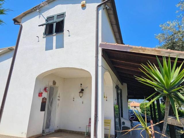 Villa in vendita a Albenga SV