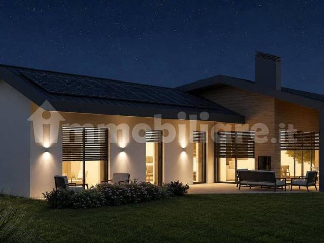 Villa in vendita a Albese con Cassano CO