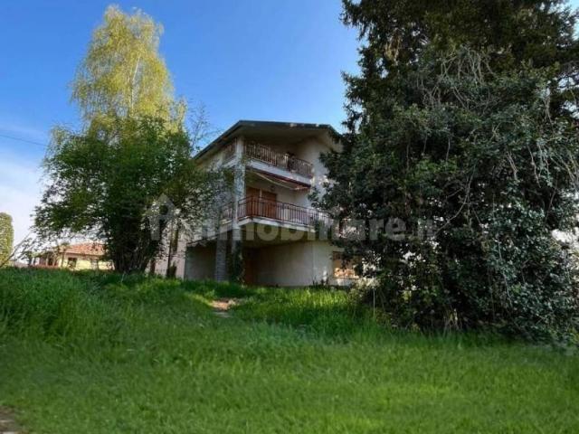 Villa in vendita a Albizzate VA