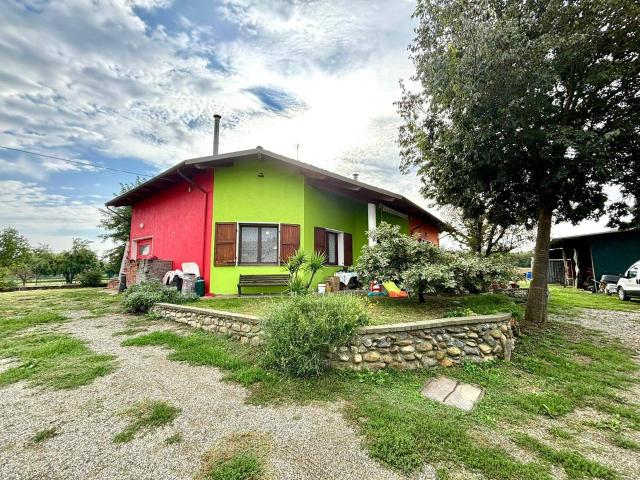 Villa in vendita a Alessandria
