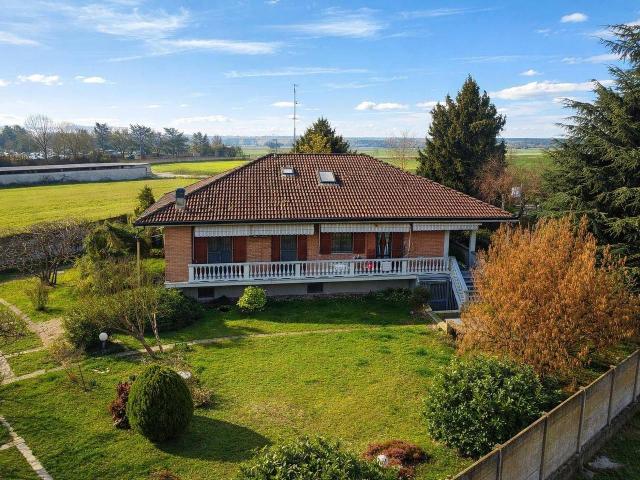 Villa in vendita a Alessandria