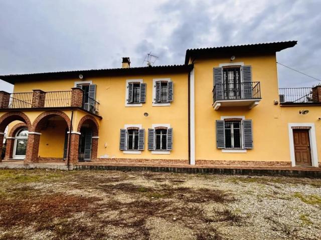Villa in vendita a Alessandria