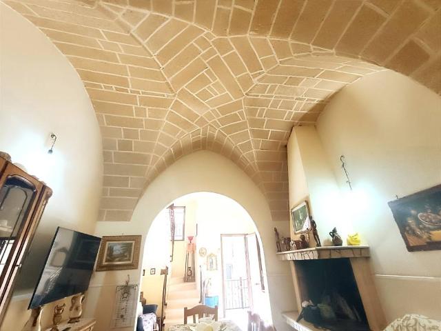 Villa in vendita a Alezio LE