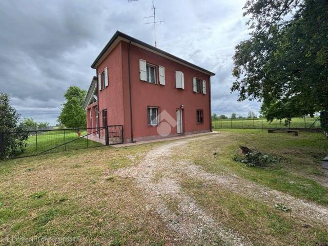 Villa in vendita a Alfonsine RA