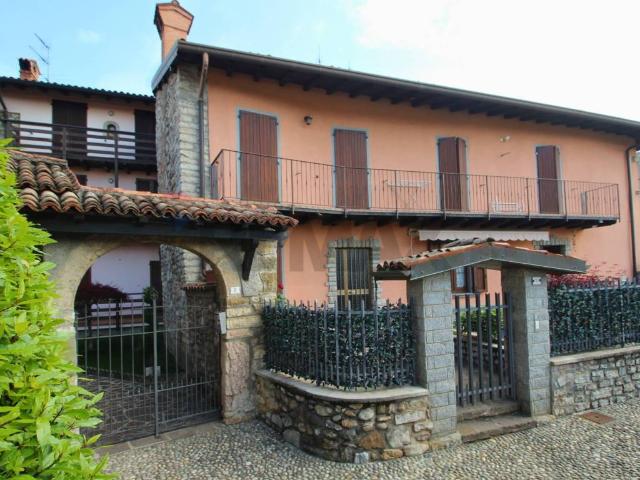 Villa in vendita a Almenno San Salvatore BG