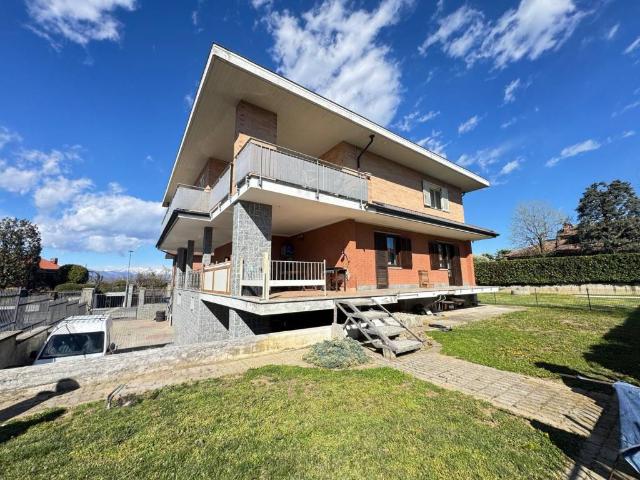 Villa in vendita a Alpignano TO