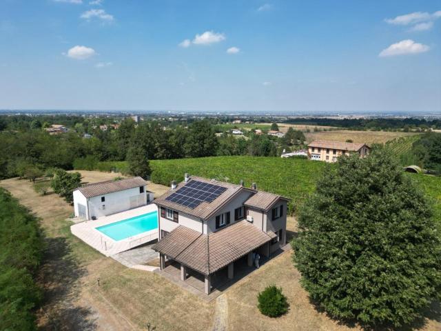 Villa in vendita a Alseno