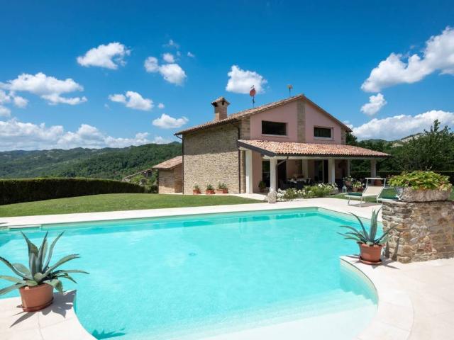 Villa in vendita a Apecchio PU