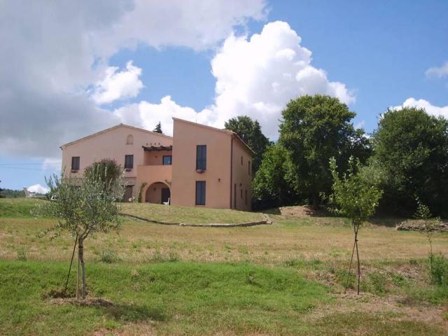 Villa in vendita a Apiro MC