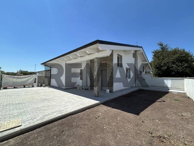 Villa in vendita a Aprilia
