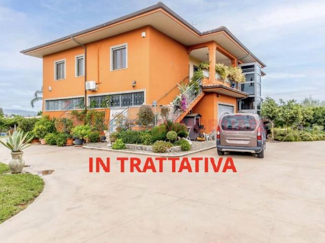 Villa in vendita a Aprilia LT