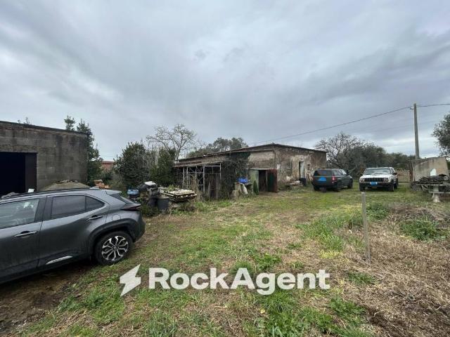 Villa in vendita a Aprilia LT