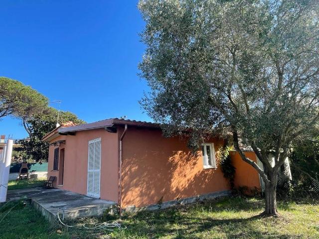 Villa in vendita a Aprilia LT