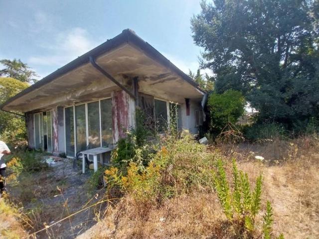Villa in vendita a Aprilia LT
