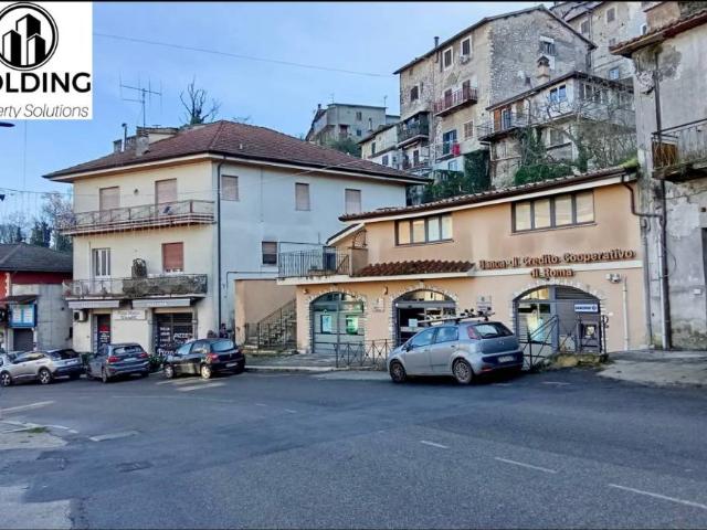 Casa indipendente in vendita a Artena RM