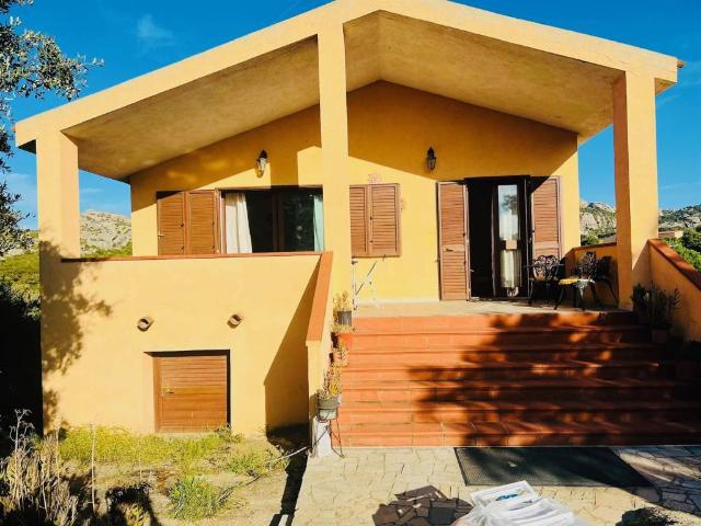 Villa in vendita a Arzachena OT