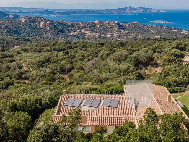 Villa in vendita a Arzachena OT