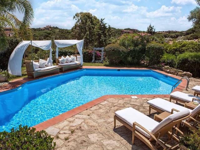Villa in vendita a Arzachena OT
