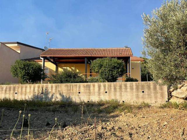 Villa in vendita a Aragona AG