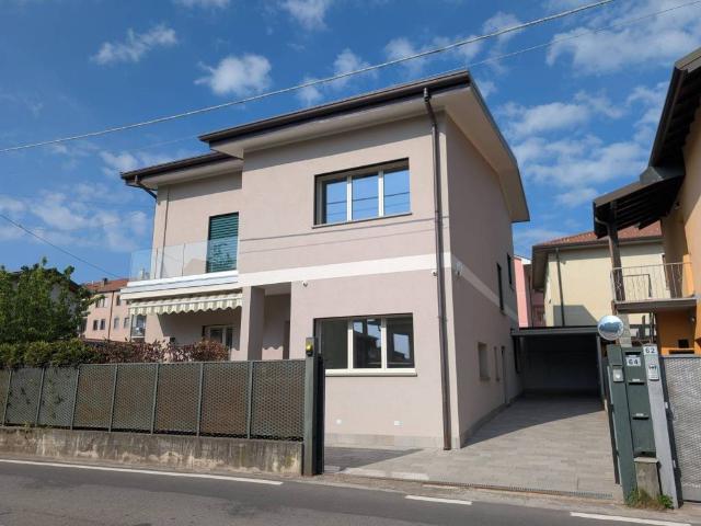 Villa in vendita a Arcisate VA
