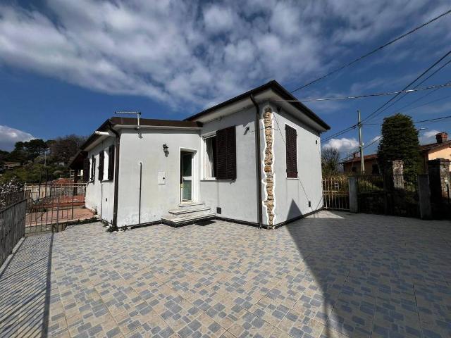 Villa in vendita a Arcola SP