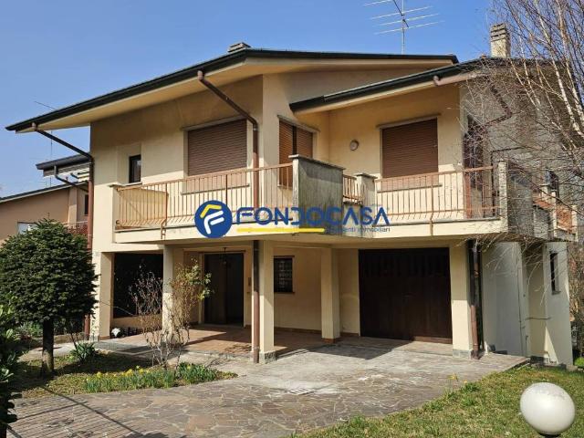 Villa in vendita a Arcore MB