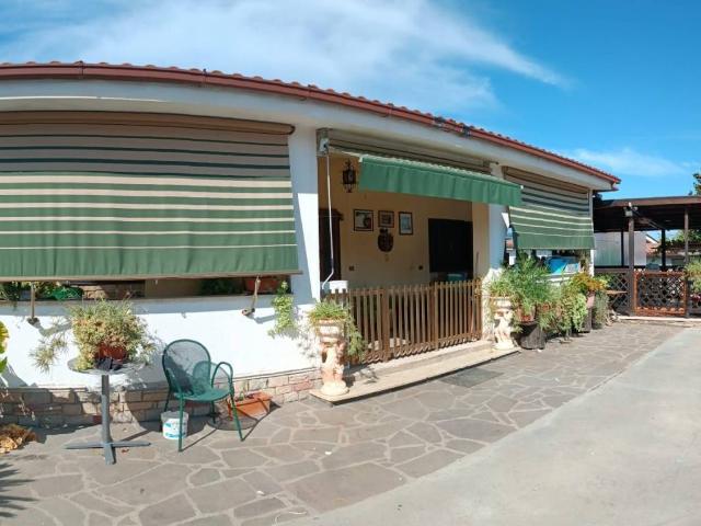 Villa in vendita a Ardea RM