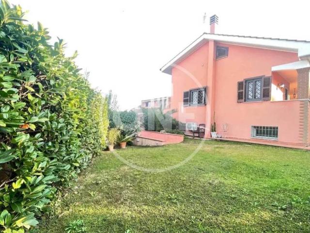Villa in vendita a Ardea RM