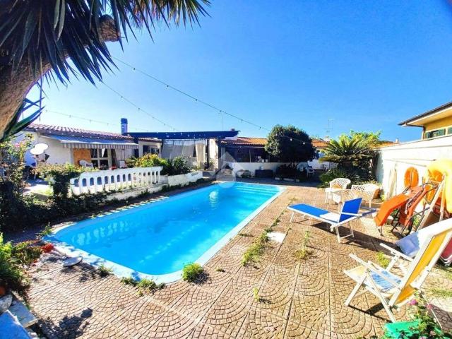 Villa in vendita a Ardea RM