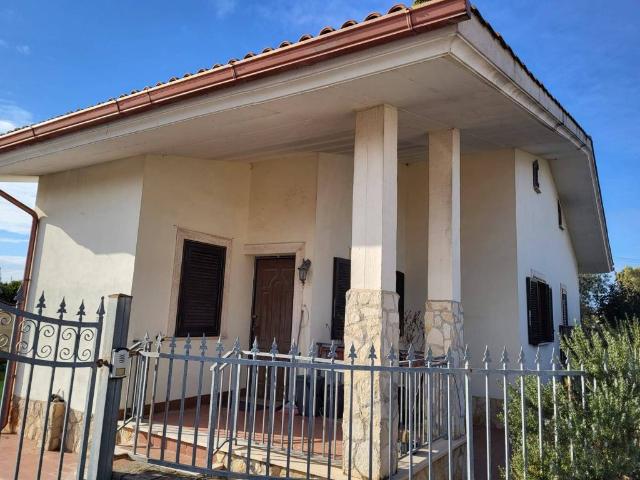 Villa in vendita a Ardea RM