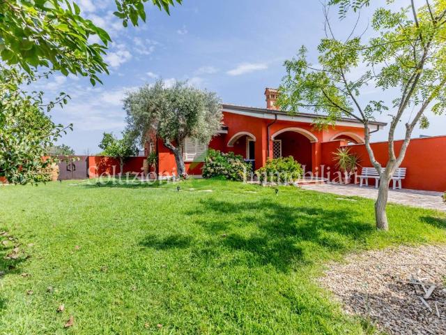 Villa in vendita a Ardea RM