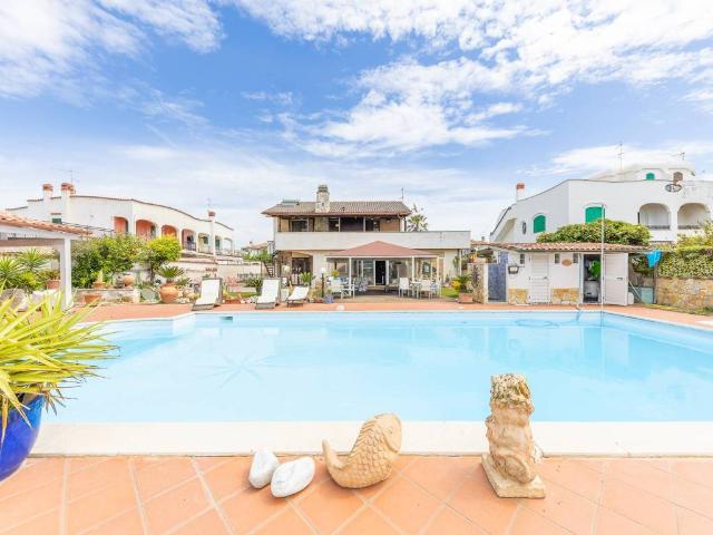 Villa in vendita a Ardea RM
