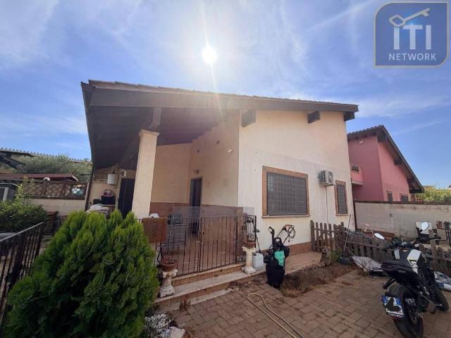 Villa in vendita a Ardea RM