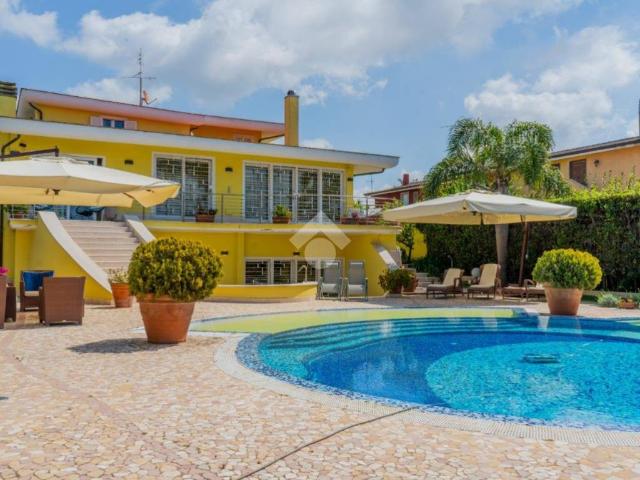 Villa in vendita a Ardea RM