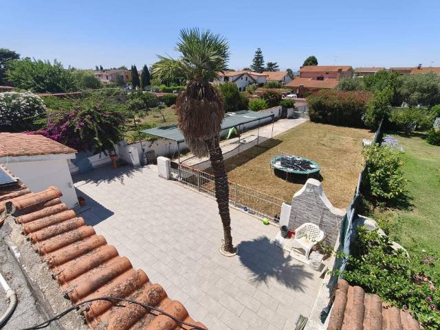 Villa in vendita a Ardea RM