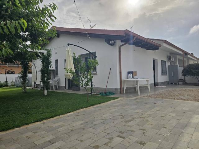 Villa in vendita a Ardea RM