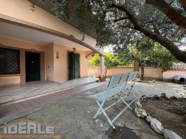 Villa in vendita a Ardea RM