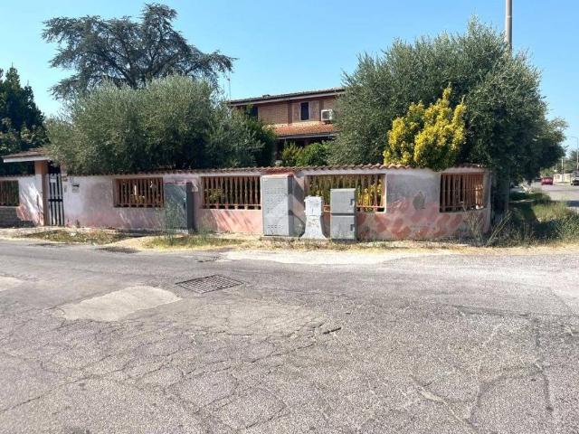 Villa in vendita a Ardea RM