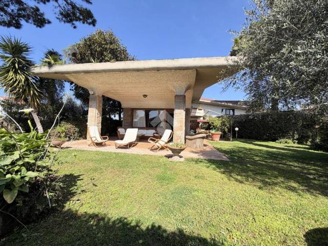 Villa in vendita a Ardea RM
