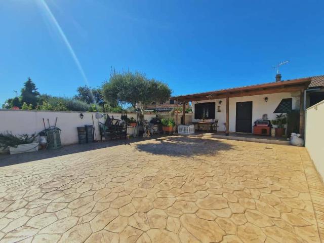 Villa in vendita a Ardea RM