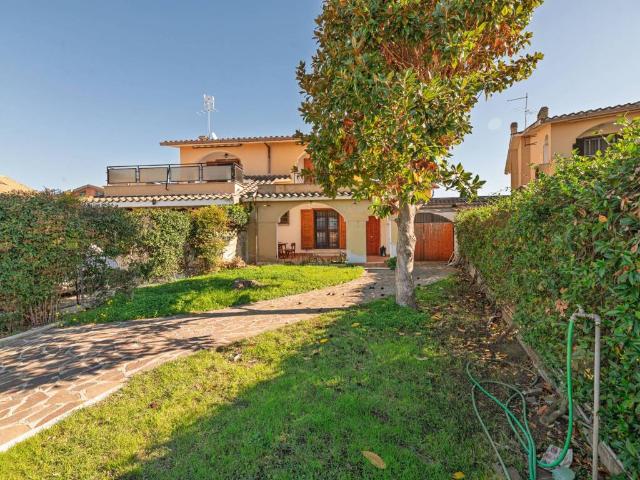 Villa in vendita a Ardea RM