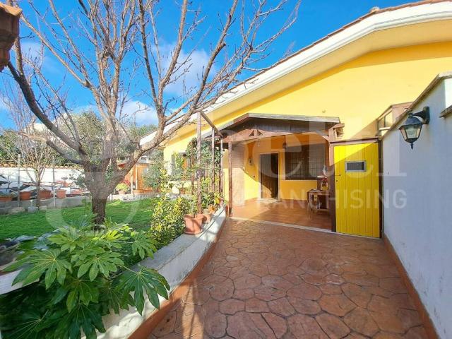 Villa in vendita a Ardea RM