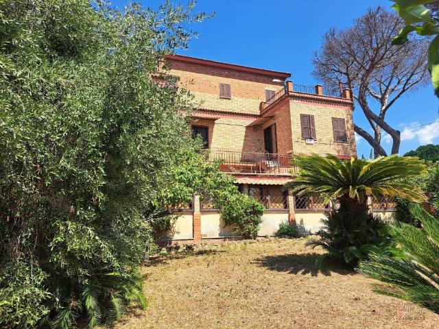 Villa in vendita a Ardea RM