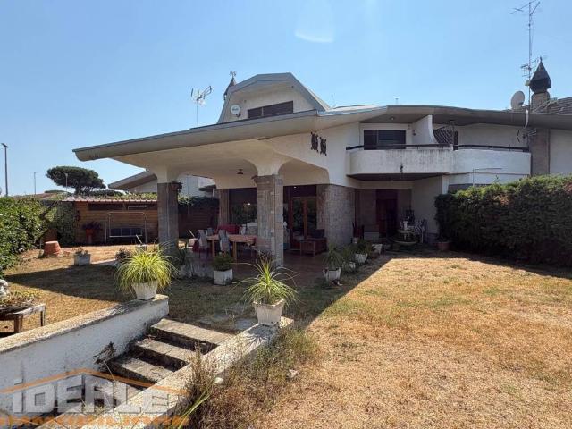 Villa in vendita a Ardea RM