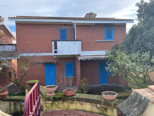 Villa in vendita a Ardea RM