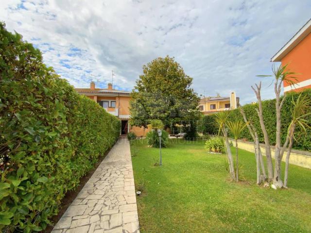 Villa in vendita a Ardea RM