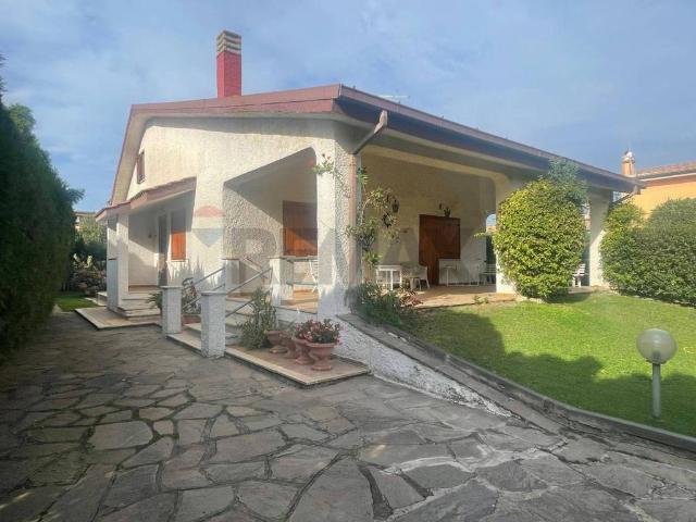 Villa in vendita a Ardea RM