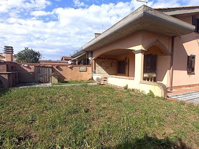 Villa in vendita a Ardea RM