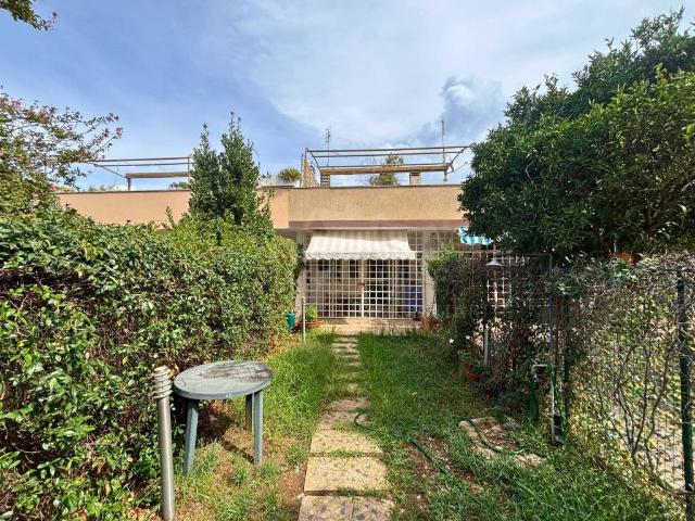 Villa in vendita a Ardea RM